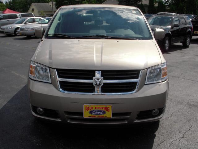 Dodge Grand Caravan 2008 photo 1