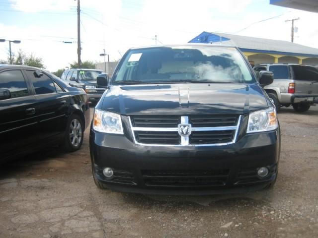 Dodge Grand Caravan 2008 photo 2