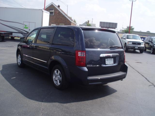 Dodge Grand Caravan 2008 photo 2