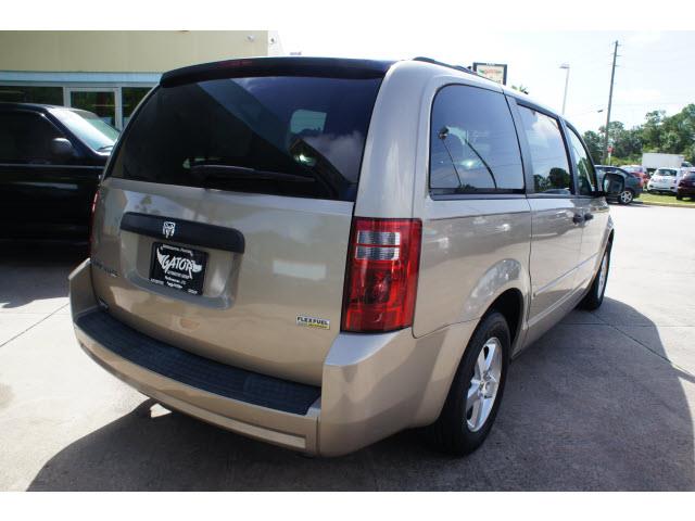Dodge Grand Caravan 2008 photo 3