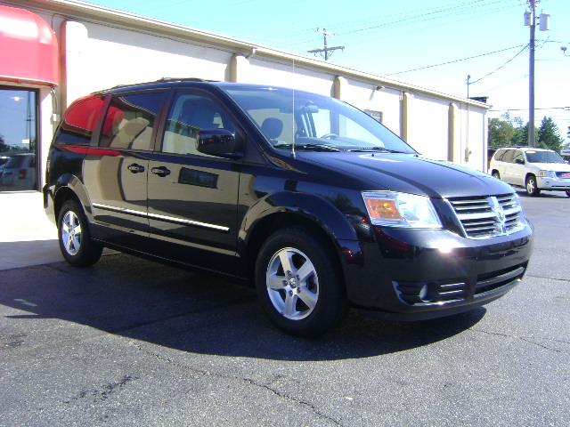 Dodge Grand Caravan 2008 photo 2