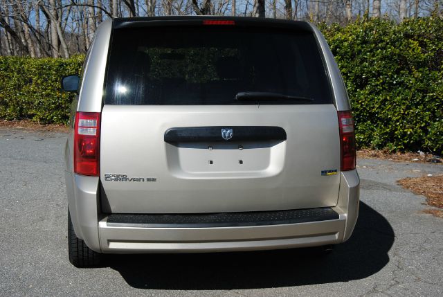 Dodge Grand Caravan 2008 photo 2