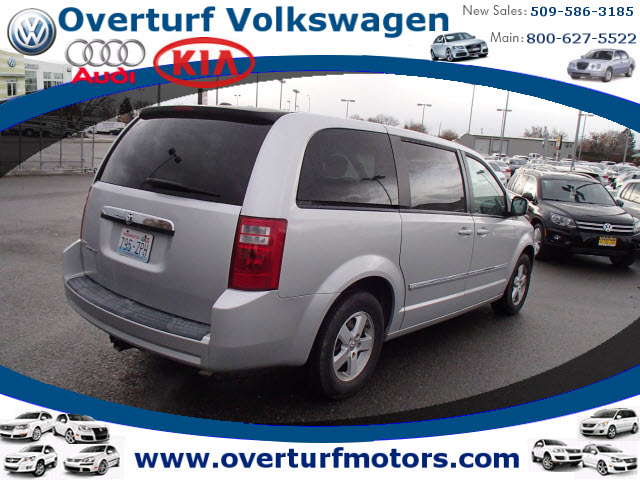 Dodge Grand Caravan 2008 photo 1
