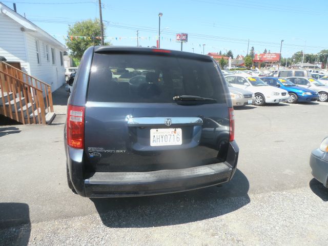 Dodge Grand Caravan 2008 photo 1