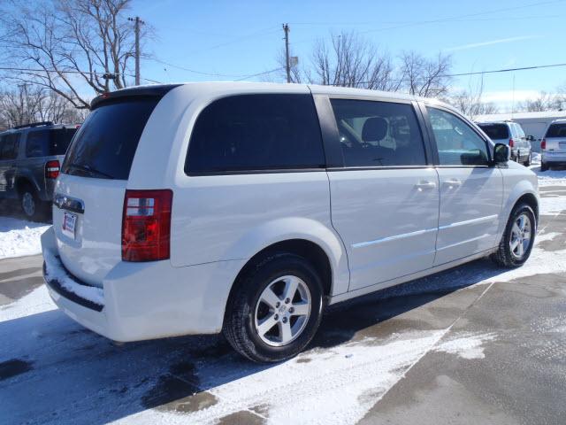 Dodge Grand Caravan 2008 photo 4