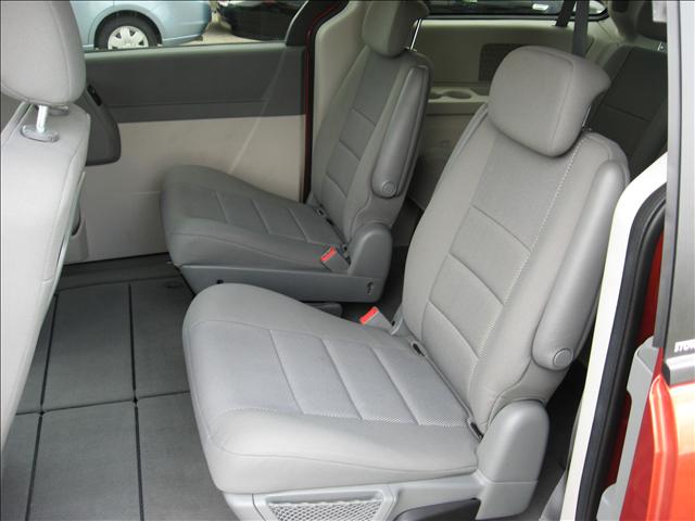 Dodge Grand Caravan 2008 photo 2