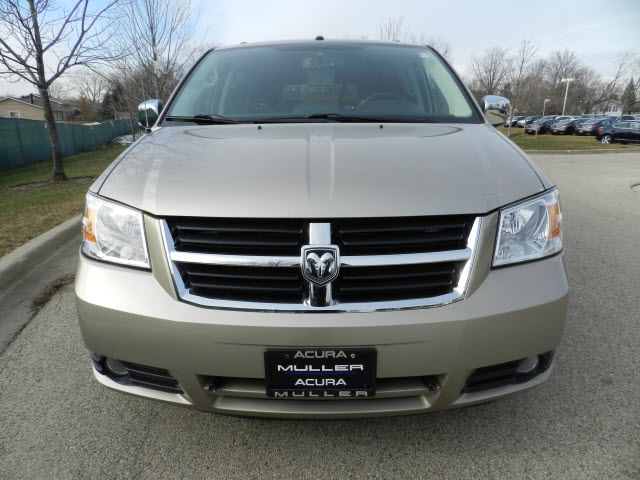 Dodge Grand Caravan 2008 photo 2