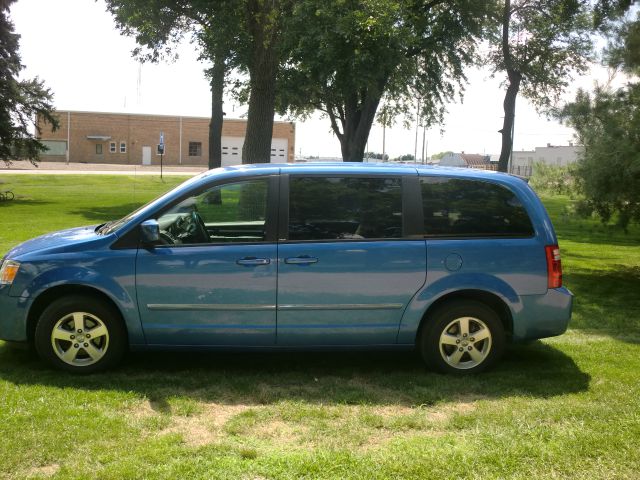 Dodge Grand Caravan 2008 photo 2