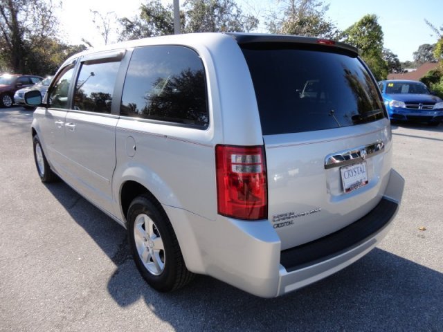 Dodge Grand Caravan 2008 photo 2