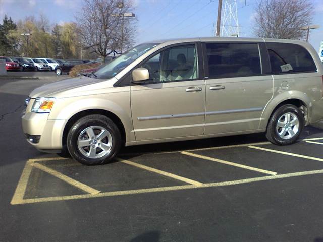 Dodge Grand Caravan 2008 photo 1