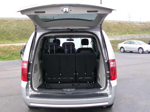 Dodge Grand Caravan 2008 photo 4