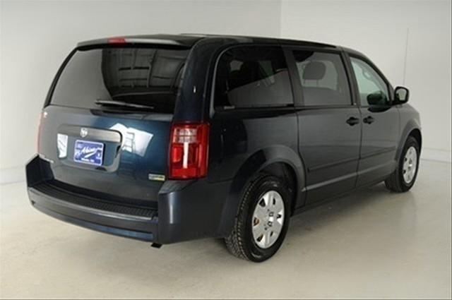 Dodge Grand Caravan 2008 photo 2