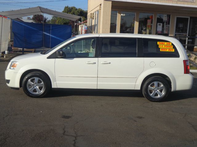 Dodge Grand Caravan 2009 photo 3