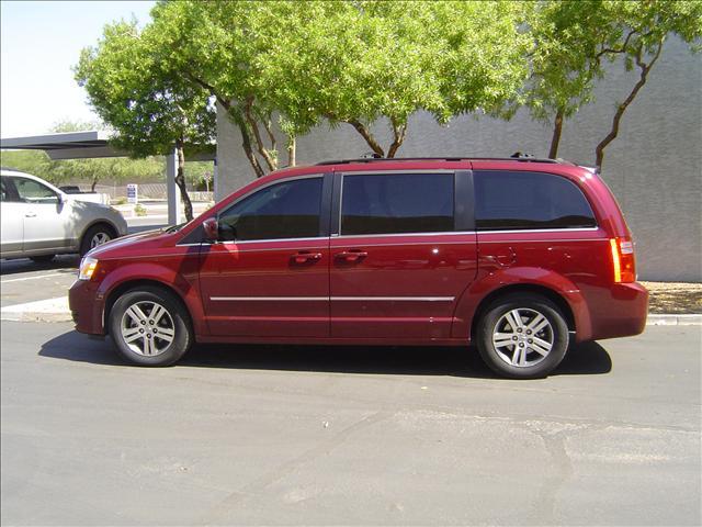 Dodge Grand Caravan Lariat Super Duty 4x4 Diesel MiniVan