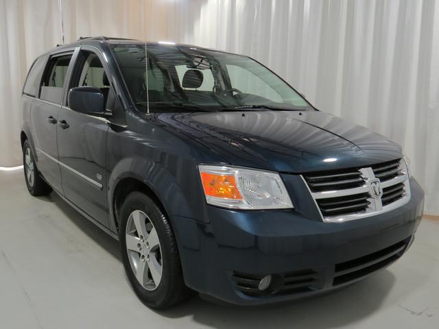 Dodge Grand Caravan 2009 photo 2