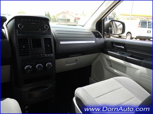 Dodge Grand Caravan 2009 photo 11