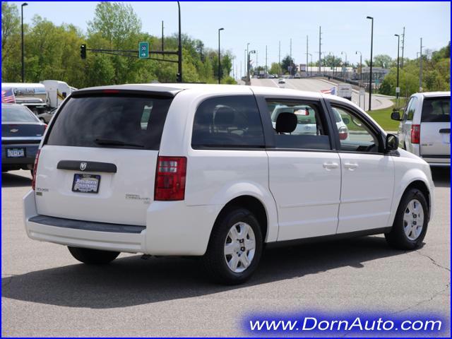 Dodge Grand Caravan 2009 photo 16