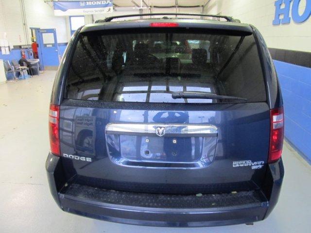 Dodge Grand Caravan 2009 photo 2