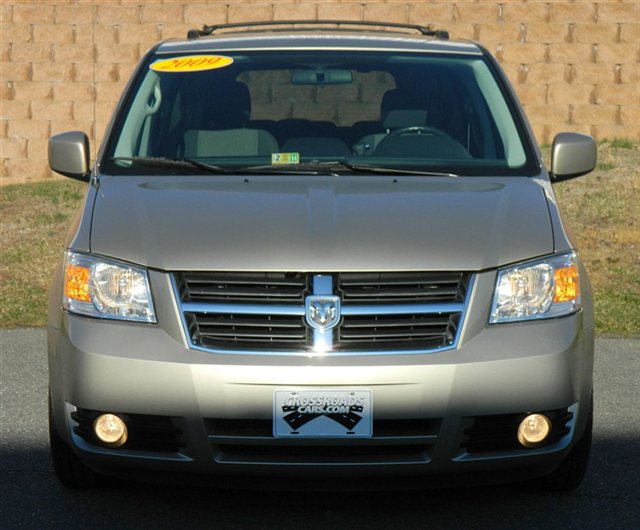 Dodge Grand Caravan 2009 photo 1