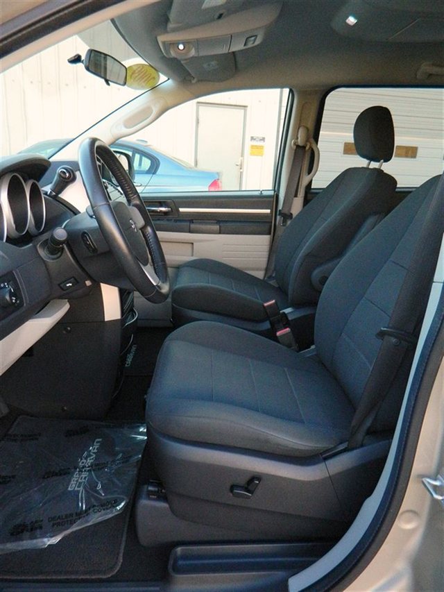 Dodge Grand Caravan 2009 photo 2