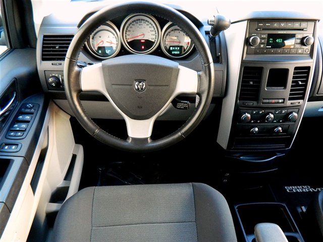 Dodge Grand Caravan 2009 photo 4