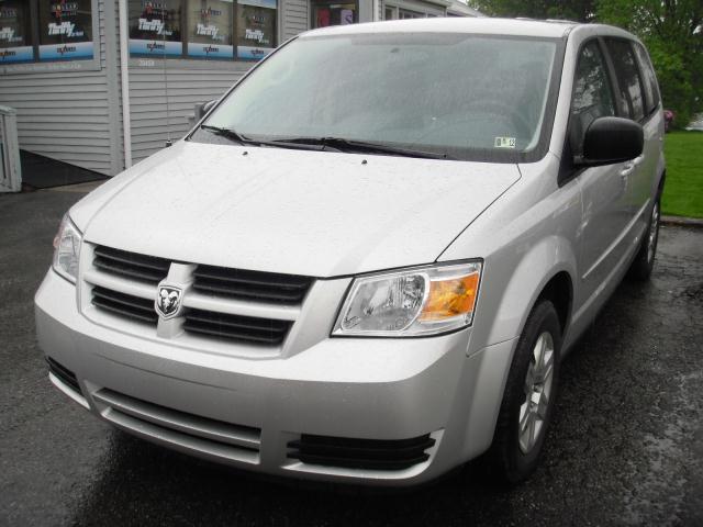 Dodge Grand Caravan 2010 photo 1