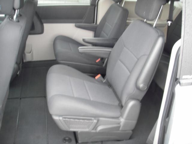 Dodge Grand Caravan 2010 photo 5