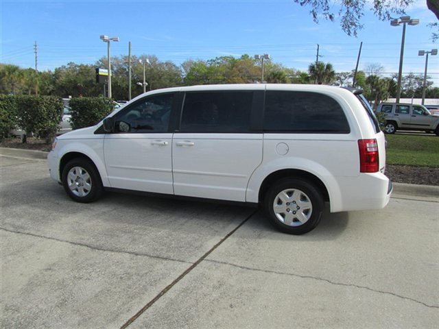 Dodge Grand Caravan 2010 photo 4
