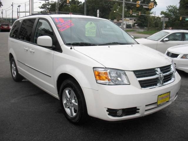 Dodge Grand Caravan 2010 photo 2