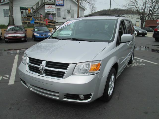 Dodge Grand Caravan 2010 photo 3