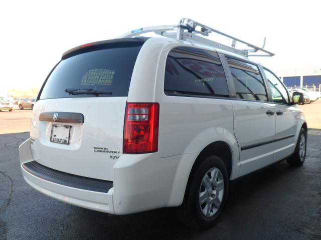 Dodge Grand Caravan 2010 photo 2
