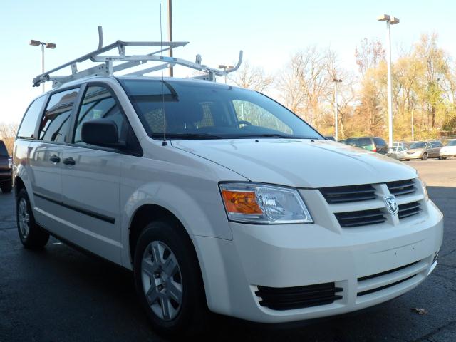 Dodge Grand Caravan 2010 photo 3