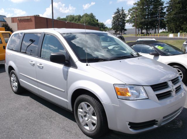 Dodge Grand Caravan 2010 photo 2