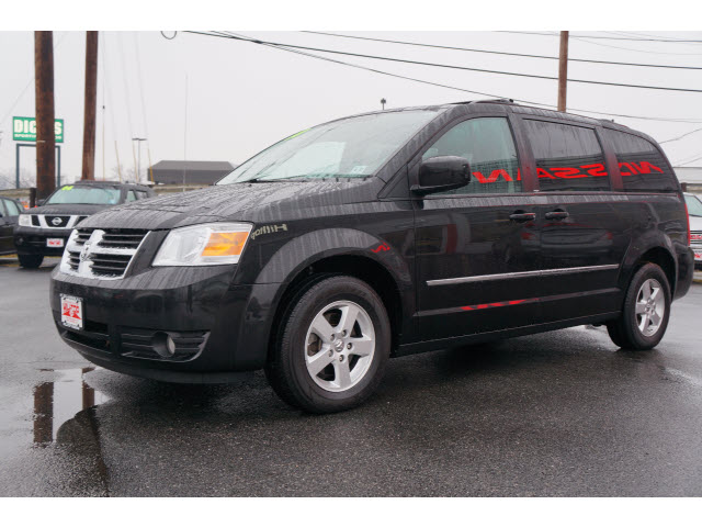 Dodge Grand Caravan 2010 photo 2