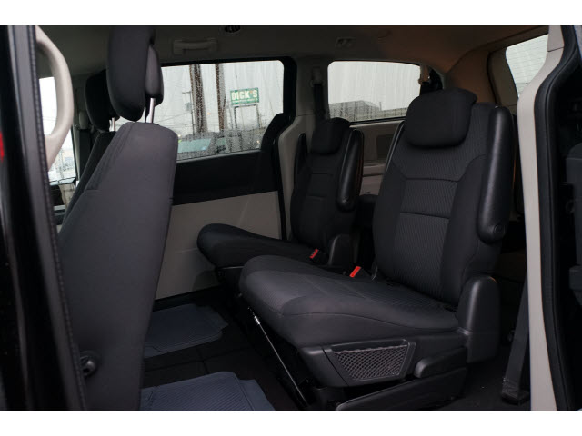 Dodge Grand Caravan 2010 photo 5