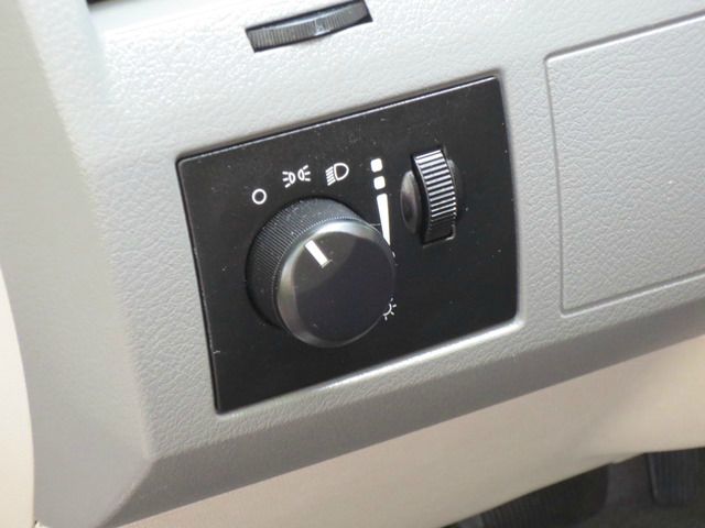 Dodge Grand Caravan 2010 photo 48