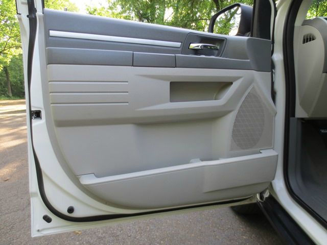 Dodge Grand Caravan 2010 photo 57