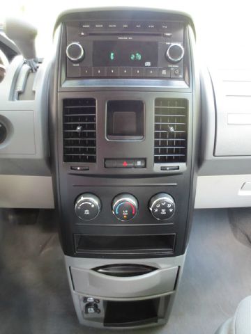 Dodge Grand Caravan 2010 photo 80
