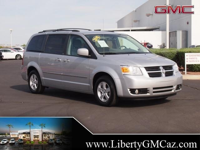 Dodge Grand Caravan 2010 photo 1