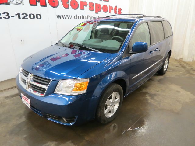Dodge Grand Caravan 2010 photo 2