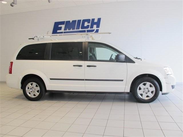 Dodge Grand Caravan 2010 photo 2