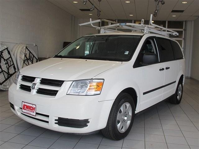 Dodge Grand Caravan 2010 photo 3
