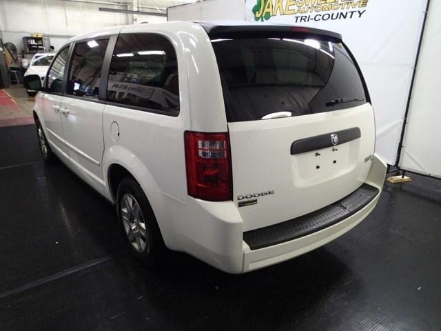 Dodge Grand Caravan 2010 photo 1