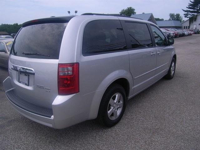 Dodge Grand Caravan 2010 photo 4