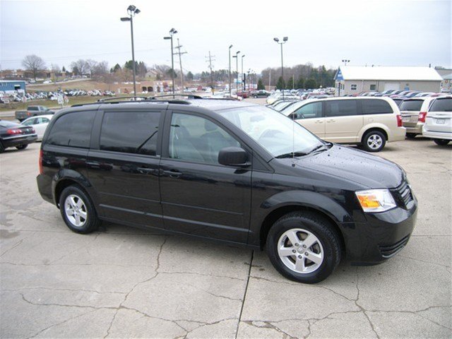 Dodge Grand Caravan 2010 photo 3