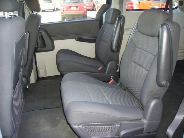 Dodge Grand Caravan 2010 photo 5