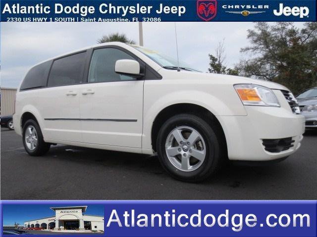Dodge Grand Caravan 2010 photo 3