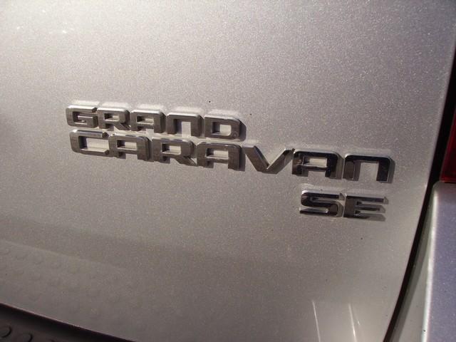 Dodge Grand Caravan 2010 photo 2