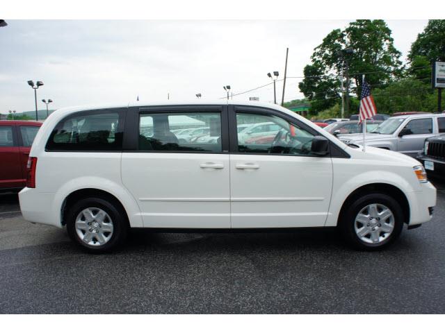 Dodge Grand Caravan 2010 photo 18