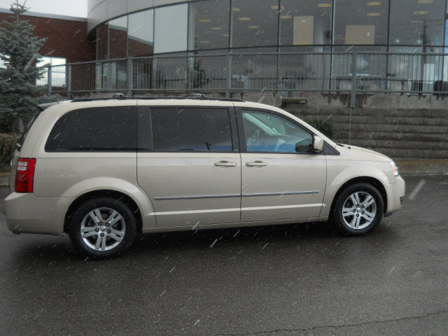 Dodge Grand Caravan 2010 photo 1
